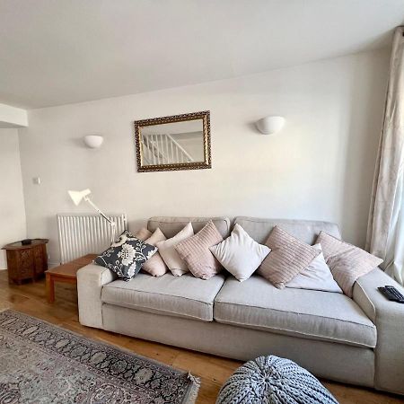 Pass The Keys 64 Church Street Characterful 2-Bed Cottage In The Heart Of Town Кингсбридж Экстерьер фото