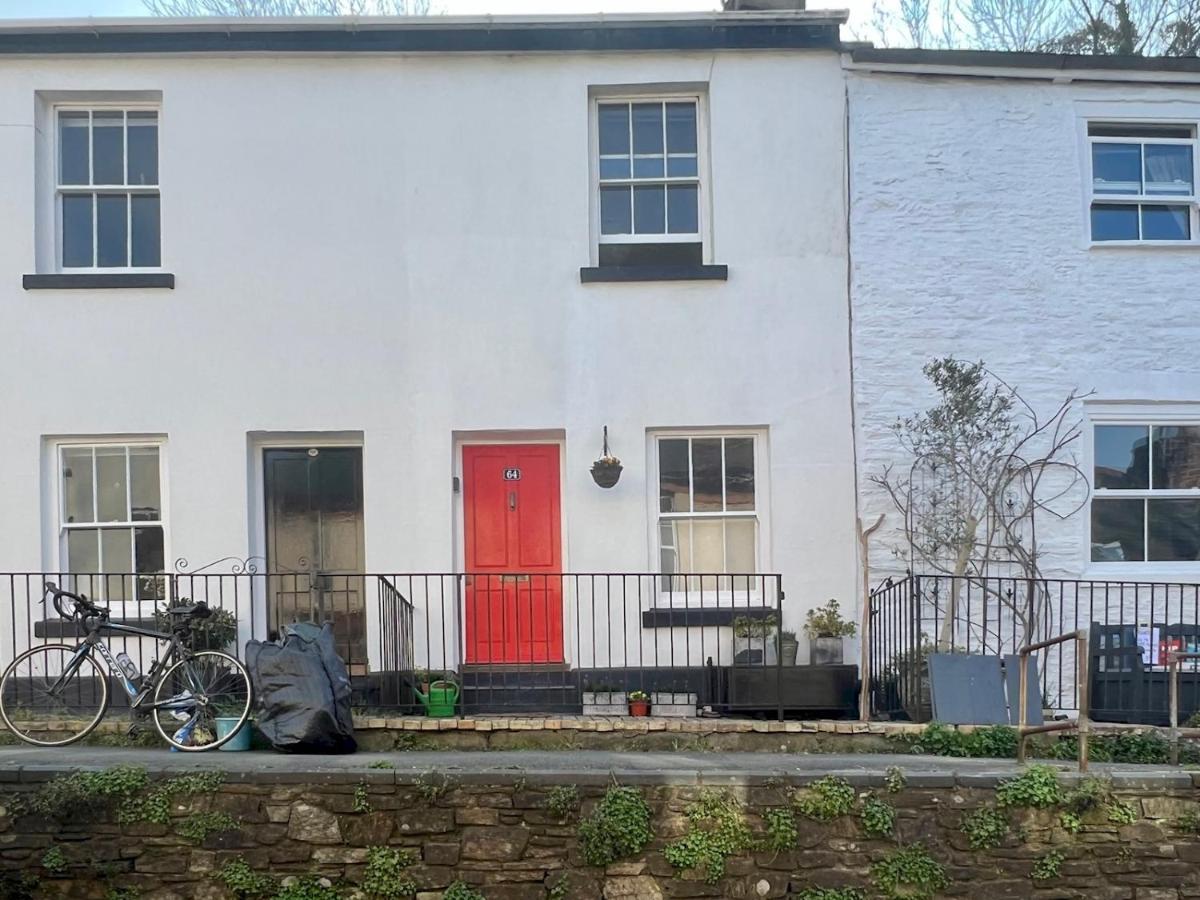 Pass The Keys 64 Church Street Characterful 2-Bed Cottage In The Heart Of Town Кингсбридж Экстерьер фото